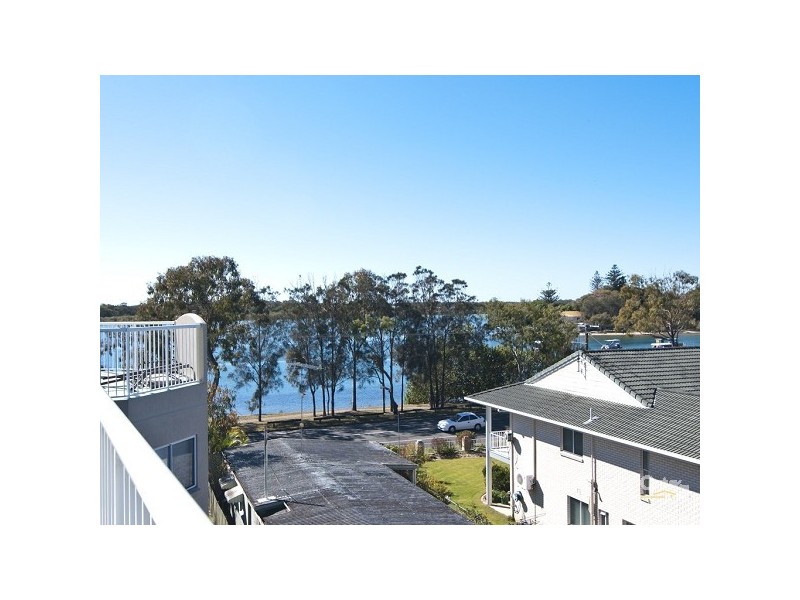 6/97 Bradman Avenue, Maroochydore QLD 4558