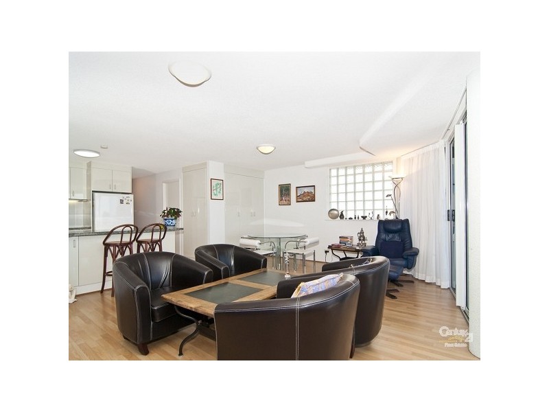 7/2 Duporth Avenue, Maroochydore QLD 4558