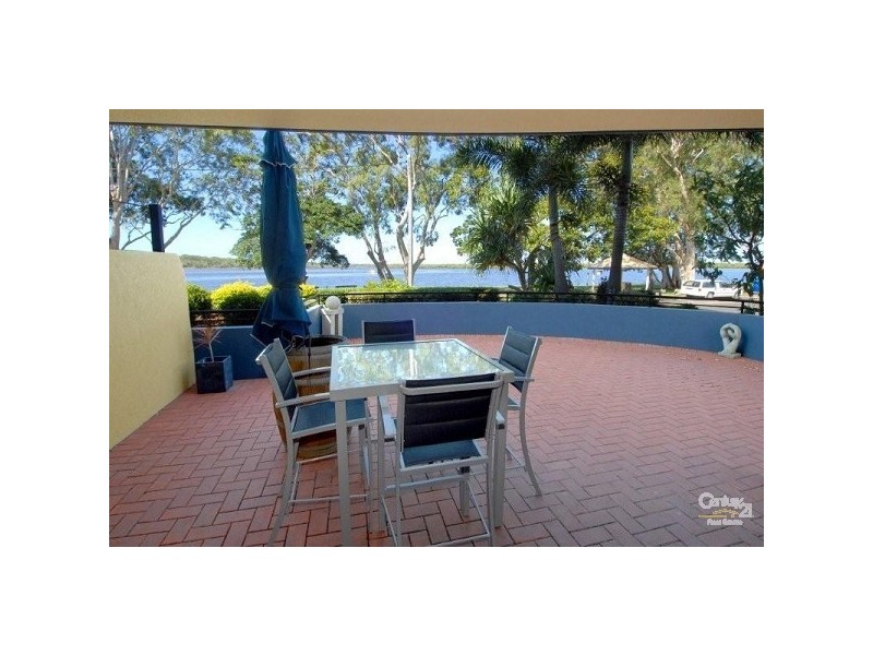 2/24 Picnic Point Esplanade, Maroochydore QLD 4558