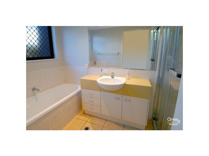 2/24 Picnic Point Esplanade, Maroochydore QLD 4558