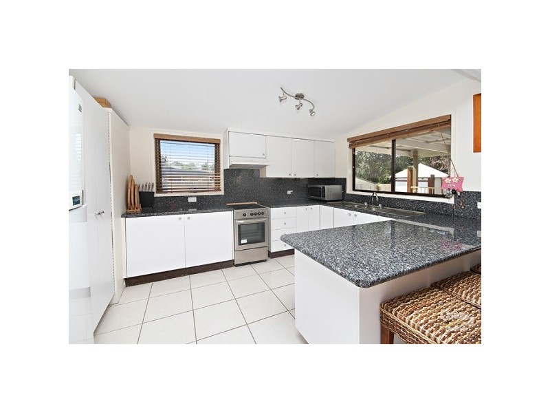 11 Cypress Street, Kuluin QLD 4558