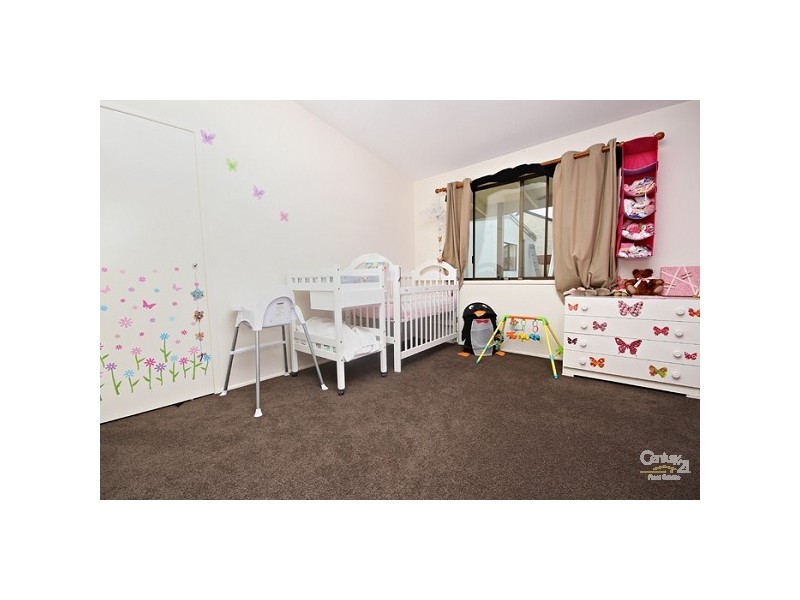 11 Cypress Street, Kuluin QLD 4558