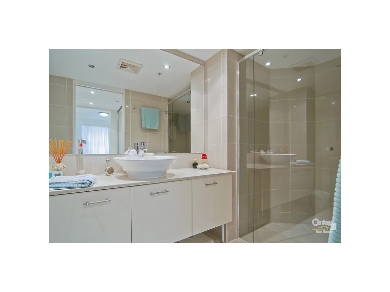 2/62 Sixth Avenue, Maroochydore QLD 4558