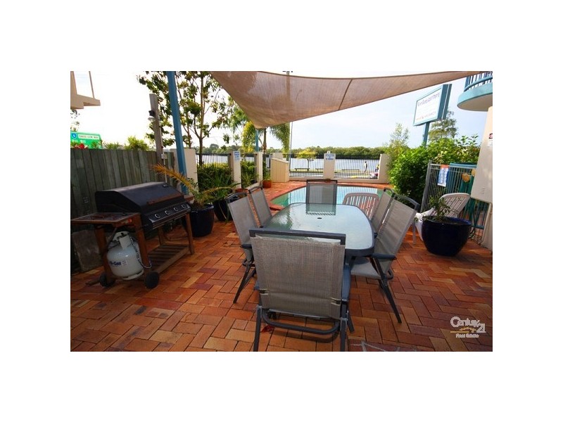 2/271 Bradman Avenue, Maroochydore QLD 4558