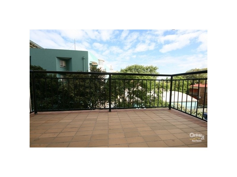 13/150 Duporth Avenue, Maroochydore QLD 4558