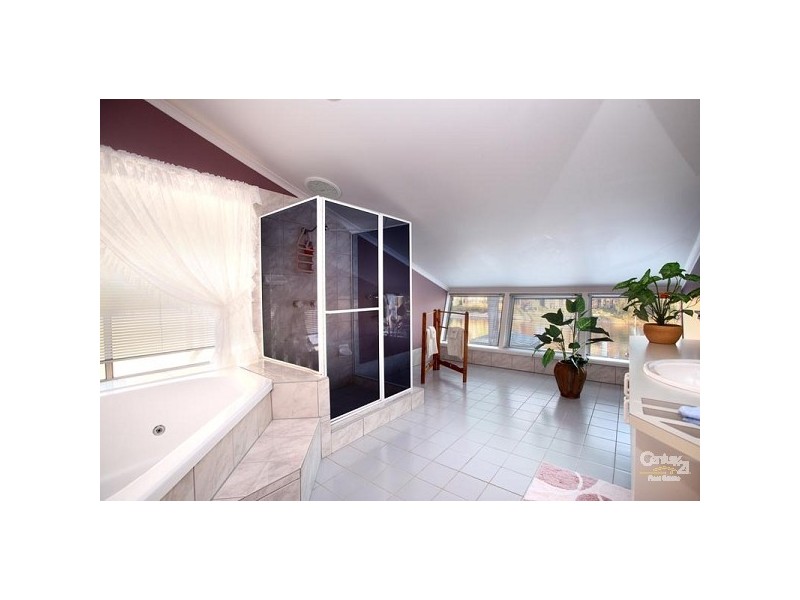 29 Schirrmann Drive, Maroochydore QLD 4558