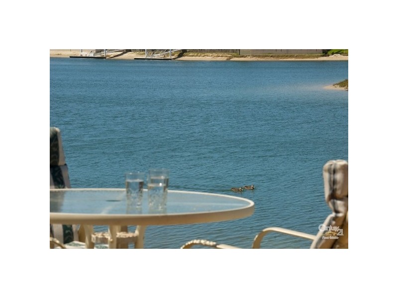 33 Summer Drive, Maroochydore QLD 4558