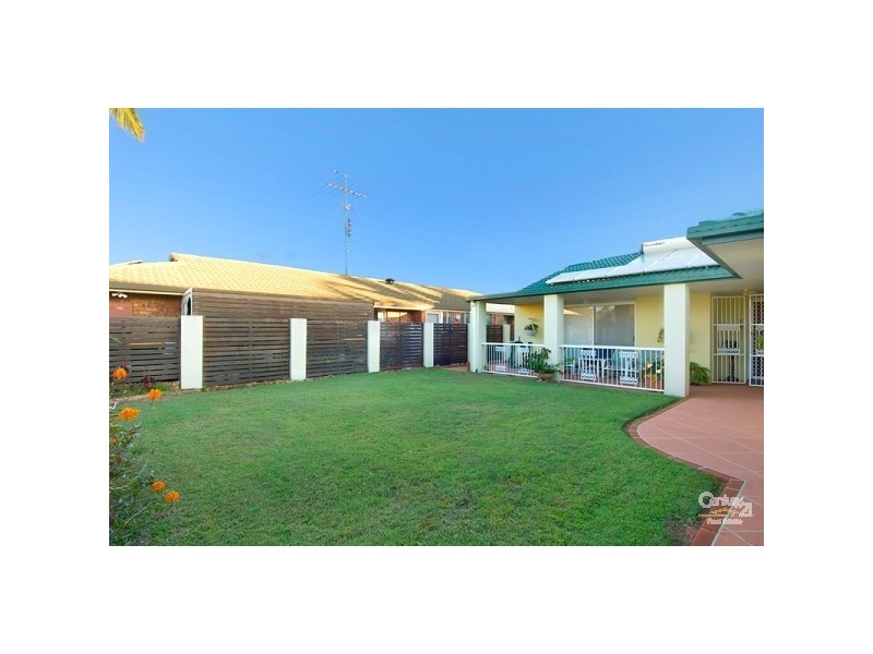 33 Summer Drive, Maroochydore QLD 4558
