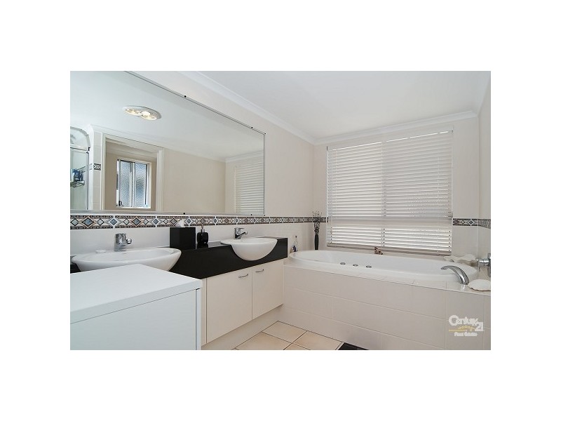 4/4 Baden Powell Street, Maroochydore QLD 4558