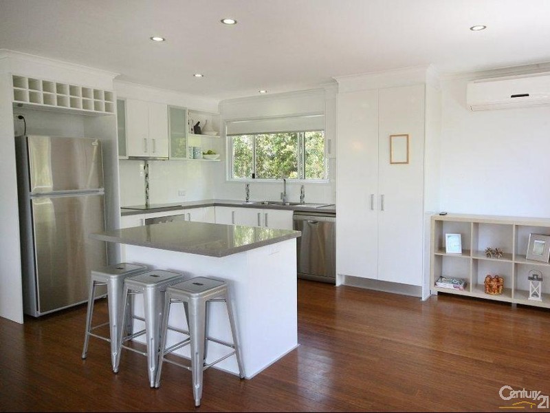 34A Kawana Street, Alexandra Headland QLD 4572