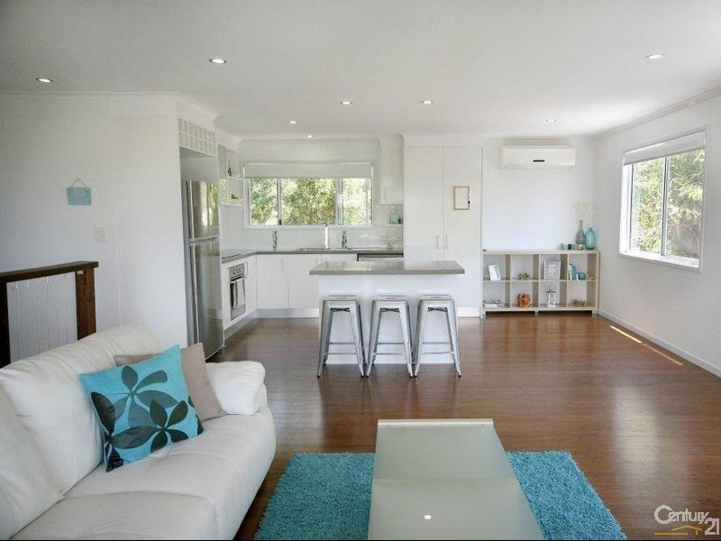 34A Kawana Street, Alexandra Headland QLD 4572