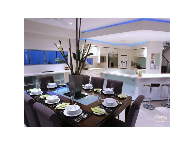 1 Hetherington Dive, Twin Waters QLD 4564