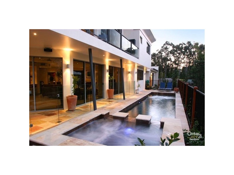 1 Hetherington Dive, Twin Waters QLD 4564