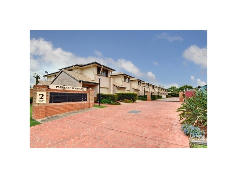24/2 Springhill Drive, Sippy Downs QLD 4556