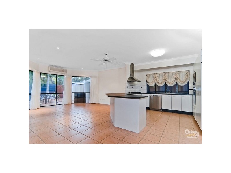 7 Saratoga Drive, Mountain Creek QLD 4557