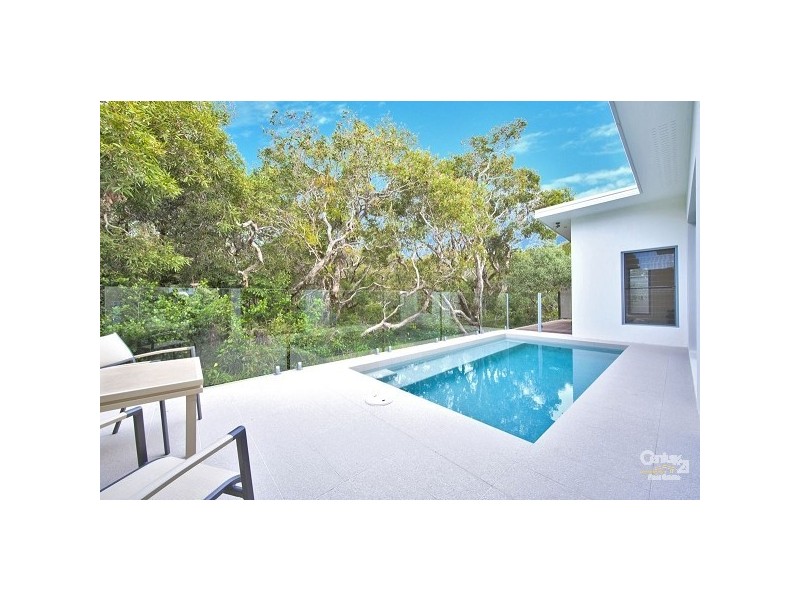 13 Wave Crescent, Mount Coolum QLD 4573