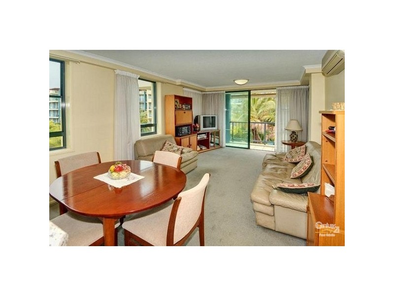 401/98 Alexandra Parade, Alexandra Headland QLD 4572