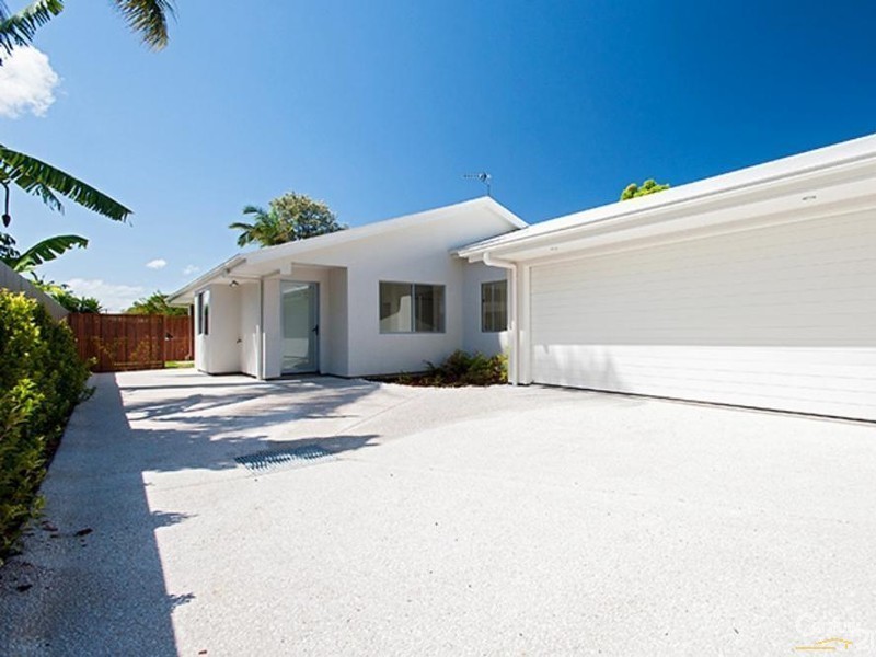 1- 2/58 Wrigley Street, Maroochydore QLD 4558