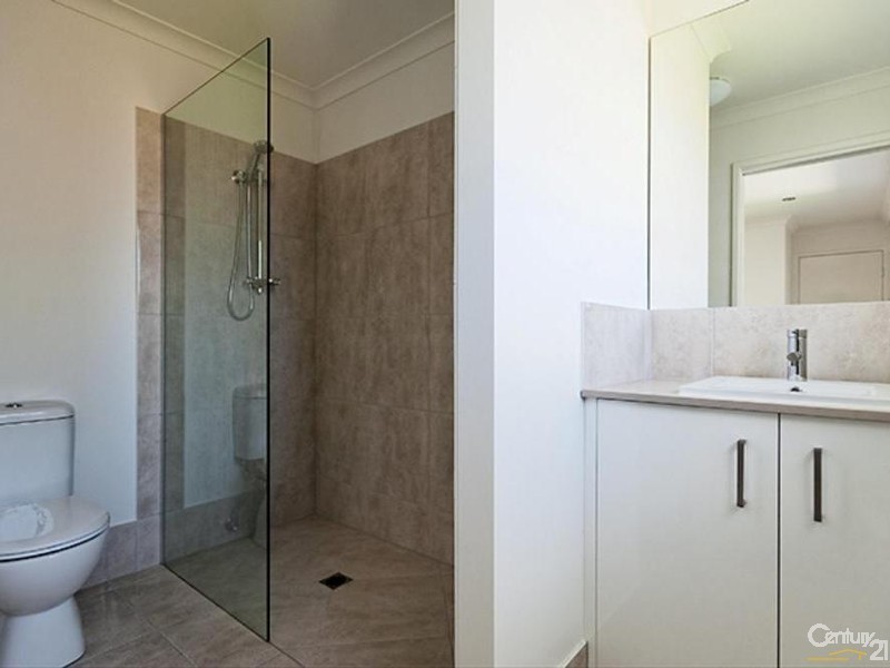 1- 2/58 Wrigley Street, Maroochydore QLD 4558