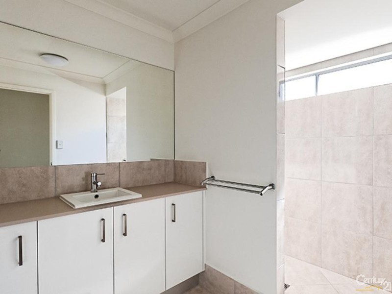 1- 2/58 Wrigley Street, Maroochydore QLD 4558