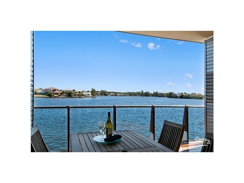 27/20 Anchorage Circuit, Twin Waters QLD 4564