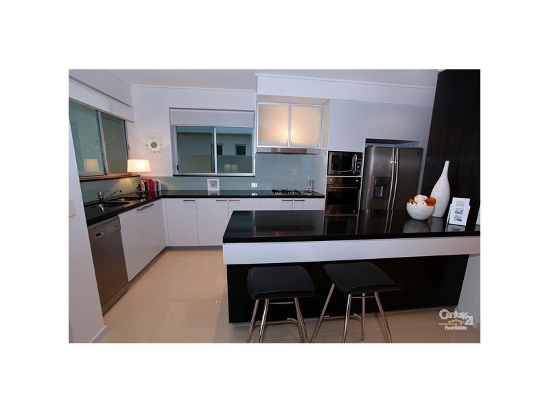 27/20 Anchorage Circuit, Twin Waters QLD 4564