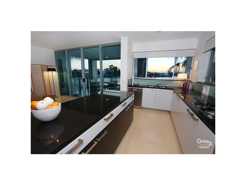 27/20 Anchorage Circuit, Twin Waters QLD 4564