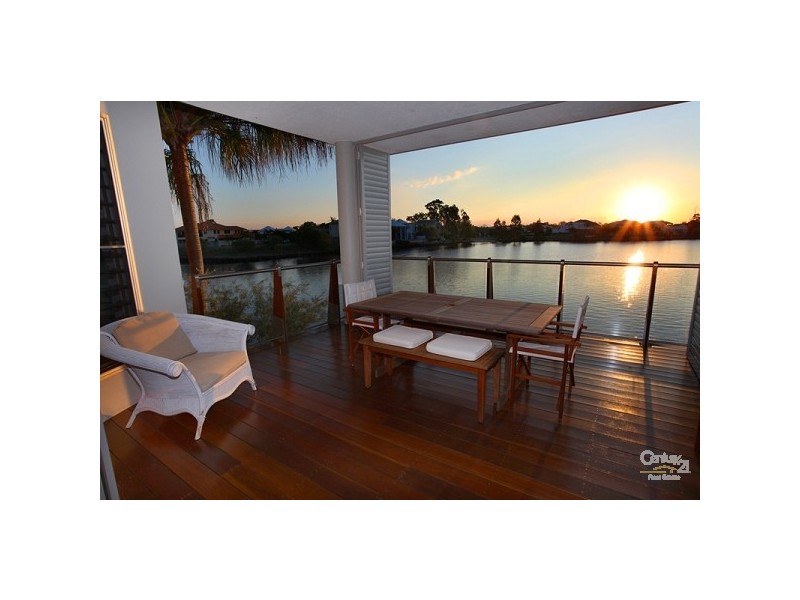 27/20 Anchorage Circuit, Twin Waters QLD 4564