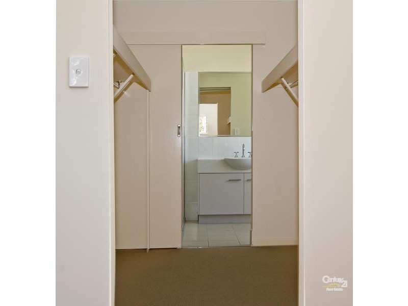 2/11-13 Broadwater Avenue, Maroochydore QLD 4558