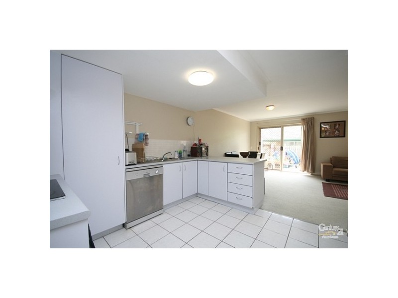 2/18 Arwen Street, Maroochydore QLD 4558