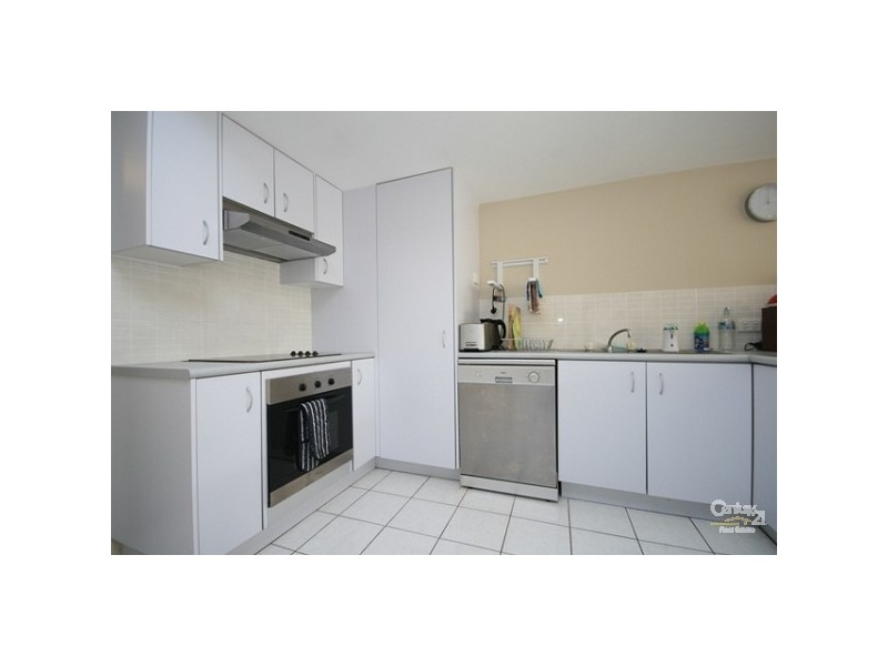 2/18 Arwen Street, Maroochydore QLD 4558