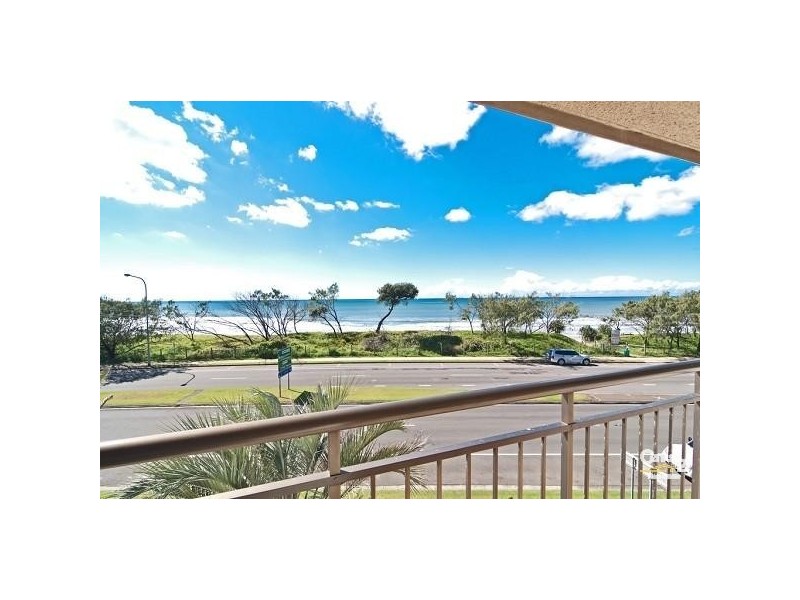34/2 Maroubra Street, Alexandra Headland QLD 4572