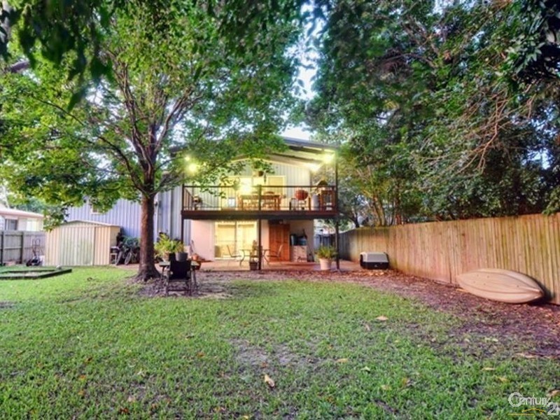 37 Broadwater Avenue, Maroochydore QLD 4558