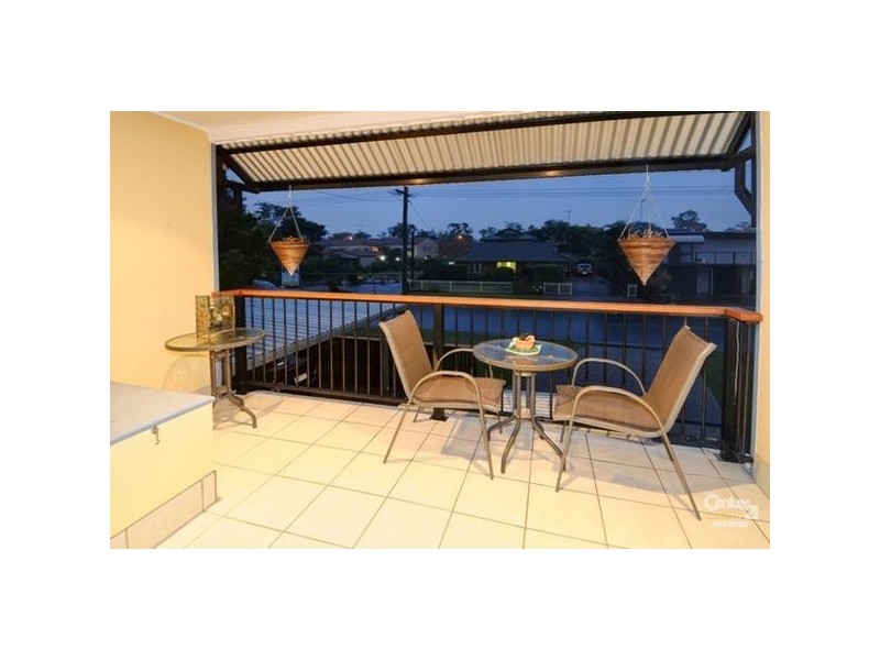 37 Broadwater Avenue, Maroochydore QLD 4558