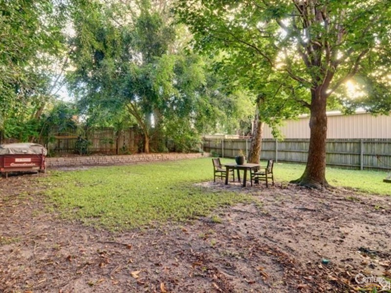 37 Broadwater Avenue, Maroochydore QLD 4558