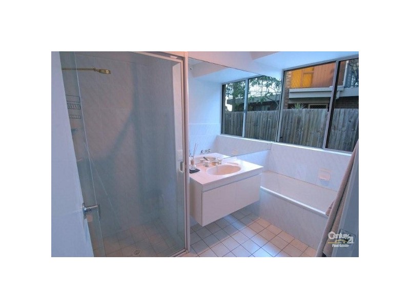 61 Buna Street, Maroochydore QLD 4558