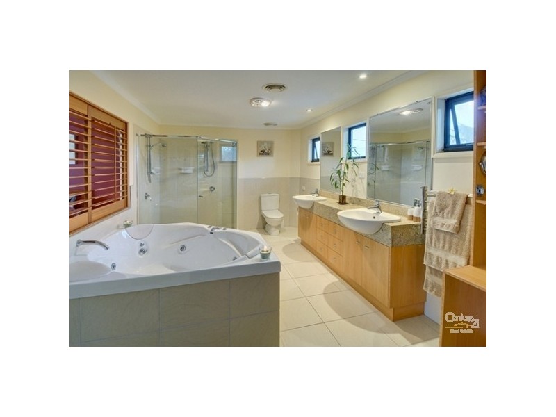 32 Tepequar Drive, Maroochydore QLD 4558