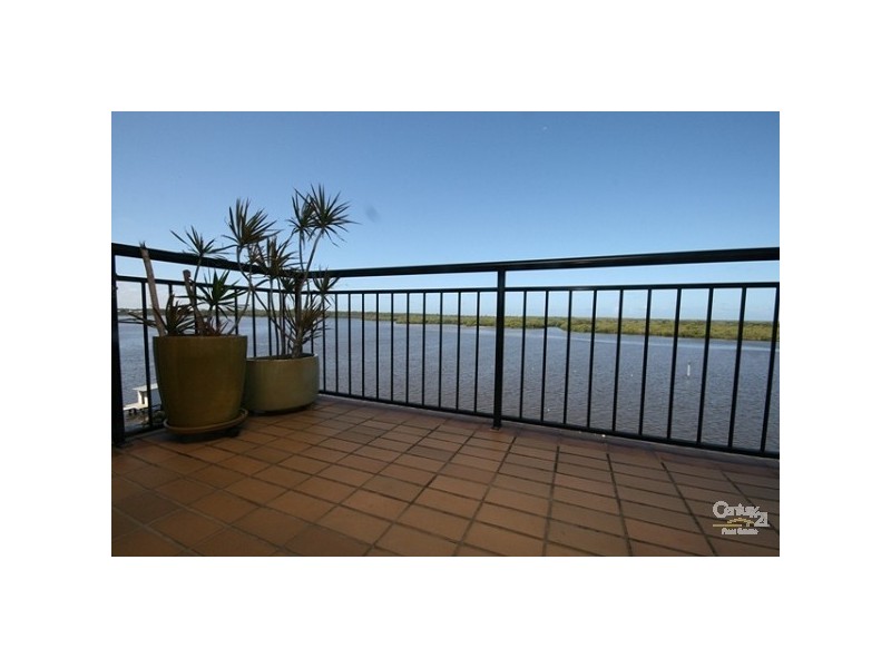 31/150 Duporth Avenue, Maroochydore QLD 4558