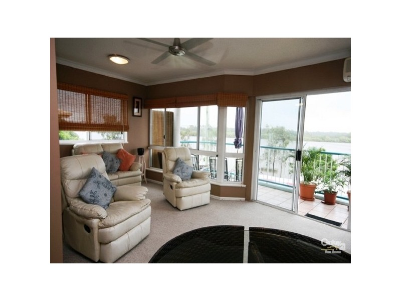 153 Bradman Avenue, Maroochydore QLD 4558