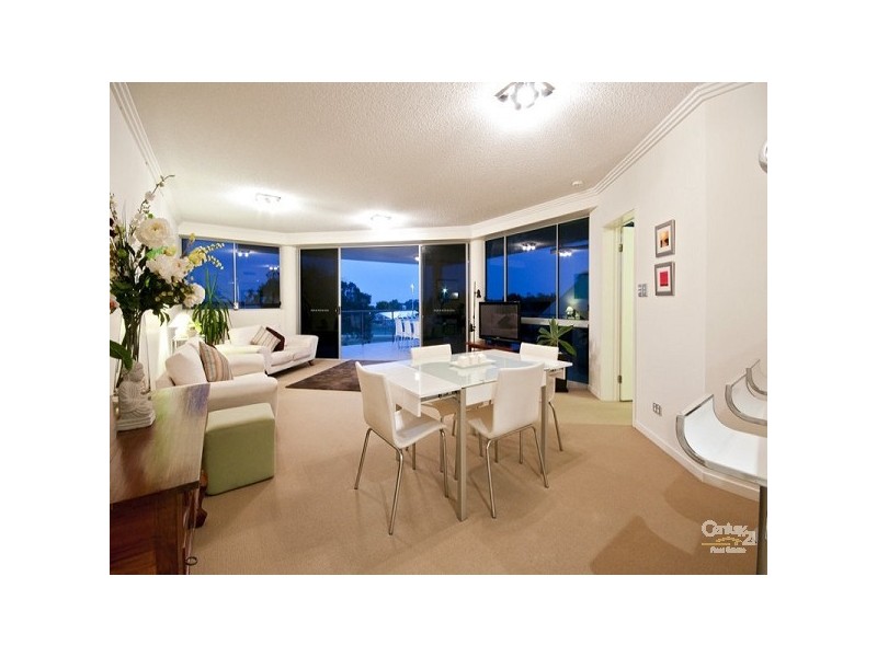 21 The Esplanade, Cotton Tree QLD 4558