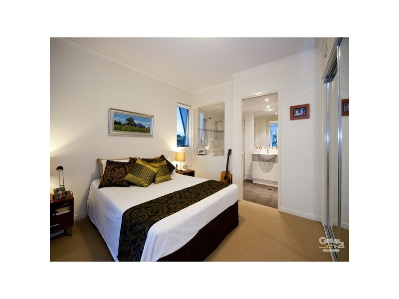 21 The Esplanade, Cotton Tree QLD 4558