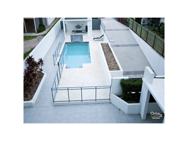 21 The Esplanade, Cotton Tree QLD 4558