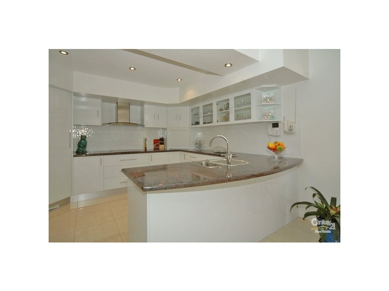 31 Hetherington Drive, Twin Waters QLD 4564