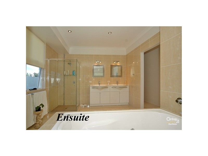 31 Hetherington Drive, Twin Waters QLD 4564