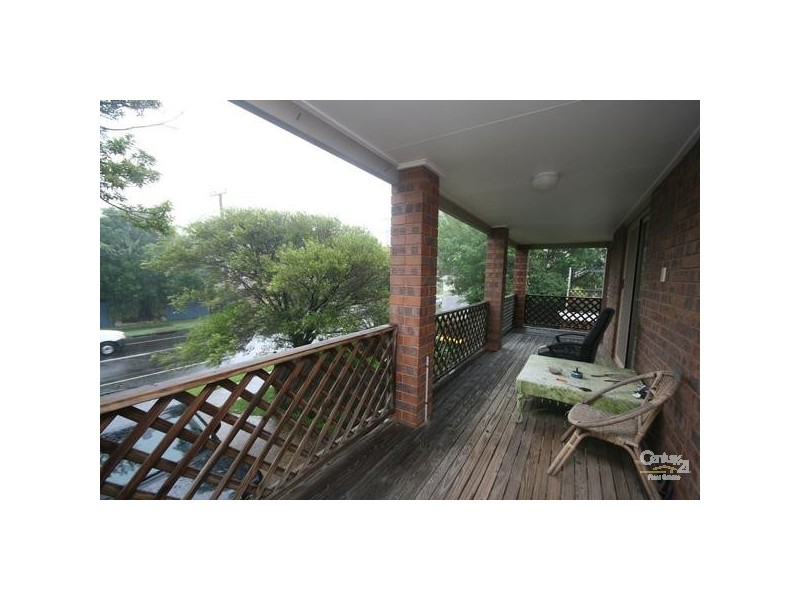 27 Okinja Road, Alexandra Headland QLD 4572