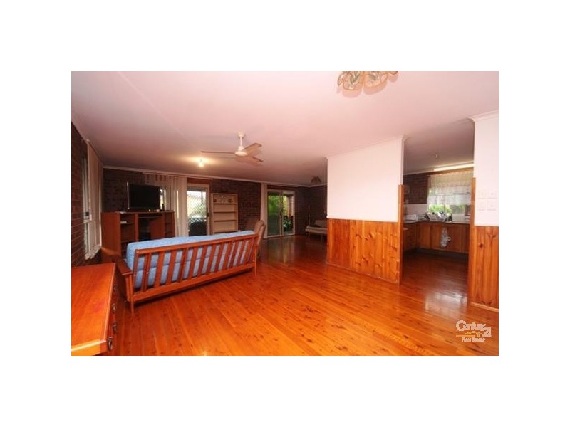 27 Okinja Road, Alexandra Headland QLD 4572