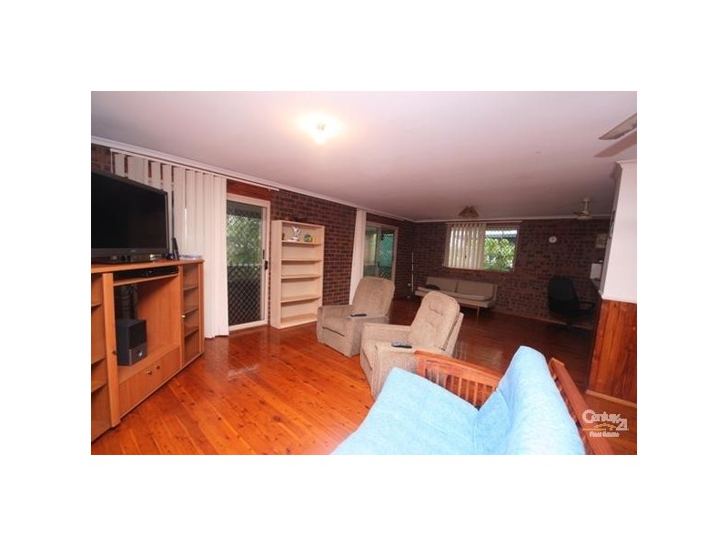 27 Okinja Road, Alexandra Headland QLD 4572