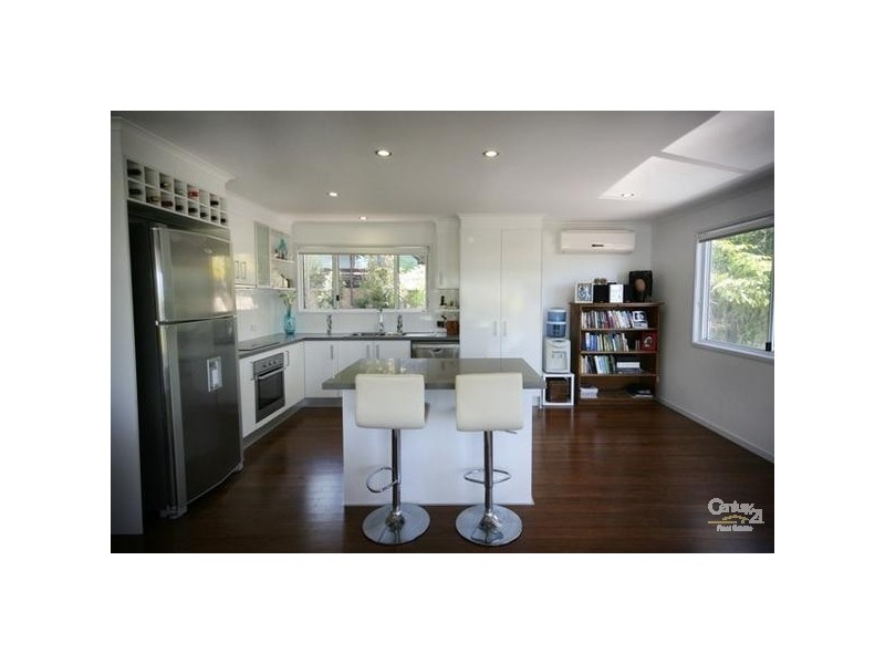 34A Kawana Street, Alexandra Headland QLD 4572