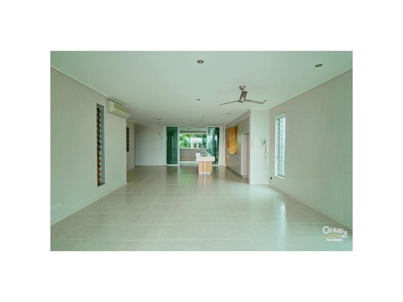 16/20 Anchorage Circuit, Twin Waters QLD 4564