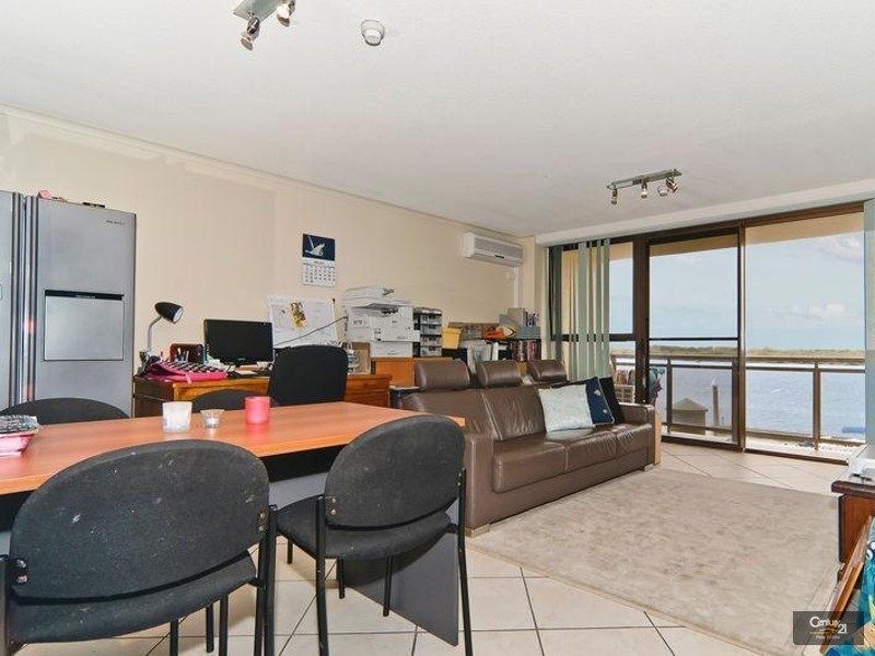 2B/120 Duporth Avenue, Maroochydore QLD 4558